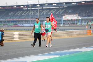 BIB: 042
                            <button type="button" onclick="openModal(10486435)" class="btn btn-primary btn-sm float-right btn-popup" data-toggle="modal" data-target=".modal-high-quality">
                        <i class="fas fa-shopping-cart"></i> Add to Cart
                    </button>
                                            <button type="button" onclick="isThisMe(10486435, true)" class="btn btn-success btn-sm float-right btn-popup btn-isme hidden" data-toggle="tooltip" data-placement="bottom" title="นี่คือรูปของคุณใช่ไหม คลิกที่นี่เพื่อเอาเข้าอัลบั้ม">
                        <i class="fas fa-plus"></i> Add to album
                    </button>
                    <button type="button" onclick="isThisMe(10486435, false)" class="btn btn-warning btn-sm float-right btn-popup btn-isnotme hidden">
                        <i class="fas fa-ban"></i> Remove from album
                    </button>