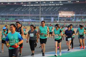 BIB: 2811, 51229, 0274, 52838, 50800, 51920, 53304
                            <button type="button" onclick="openModal(10482258)" class="btn btn-primary btn-sm float-right btn-popup" data-toggle="modal" data-target=".modal-high-quality">
                        <i class="fas fa-shopping-cart"></i> Add to Cart
                    </button>
                                            <button type="button" onclick="isThisMe(10482258, true)" class="btn btn-success btn-sm float-right btn-popup btn-isme hidden" data-toggle="tooltip" data-placement="bottom" title="นี่คือรูปของคุณใช่ไหม คลิกที่นี่เพื่อเอาเข้าอัลบั้ม">
                        <i class="fas fa-plus"></i> Add to album
                    </button>
                    <button type="button" onclick="isThisMe(10482258, false)" class="btn btn-warning btn-sm float-right btn-popup btn-isnotme hidden">
                        <i class="fas fa-ban"></i> Remove from album
                    </button>