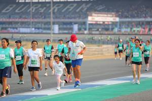 BIB: 50610, 166, 51568, 2229
                            <button type="button" onclick="openModal(10484561)" class="btn btn-primary btn-sm float-right btn-popup" data-toggle="modal" data-target=".modal-high-quality">
                        <i class="fas fa-shopping-cart"></i> Add to Cart
                    </button>
                                            <button type="button" onclick="isThisMe(10484561, true)" class="btn btn-success btn-sm float-right btn-popup btn-isme hidden" data-toggle="tooltip" data-placement="bottom" title="นี่คือรูปของคุณใช่ไหม คลิกที่นี่เพื่อเอาเข้าอัลบั้ม">
                        <i class="fas fa-plus"></i> Add to album
                    </button>
                    <button type="button" onclick="isThisMe(10484561, false)" class="btn btn-warning btn-sm float-right btn-popup btn-isnotme hidden">
                        <i class="fas fa-ban"></i> Remove from album
                    </button>