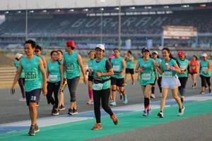 BIB: 50219, 50918, 51320, 51617, 50591, 52958, , 
                            <button type="button" onclick="openModal(10481277)" class="btn btn-primary btn-sm float-right btn-popup" data-toggle="modal" data-target=".modal-high-quality">
                        <i class="fas fa-shopping-cart"></i> Add to Cart
                    </button>
                                            <button type="button" onclick="isThisMe(10481277, true)" class="btn btn-success btn-sm float-right btn-popup btn-isme hidden" data-toggle="tooltip" data-placement="bottom" title="นี่คือรูปของคุณใช่ไหม คลิกที่นี่เพื่อเอาเข้าอัลบั้ม">
                        <i class="fas fa-plus"></i> Add to album
                    </button>
                    <button type="button" onclick="isThisMe(10481277, false)" class="btn btn-warning btn-sm float-right btn-popup btn-isnotme hidden">
                        <i class="fas fa-ban"></i> Remove from album
                    </button>