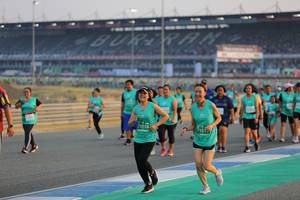 BIB: 71018, 7101
                            <button type="button" onclick="openModal(10482705)" class="btn btn-primary btn-sm float-right btn-popup" data-toggle="modal" data-target=".modal-high-quality">
                        <i class="fas fa-shopping-cart"></i> Add to Cart
                    </button>
                                            <button type="button" onclick="isThisMe(10482705, true)" class="btn btn-success btn-sm float-right btn-popup btn-isme hidden" data-toggle="tooltip" data-placement="bottom" title="นี่คือรูปของคุณใช่ไหม คลิกที่นี่เพื่อเอาเข้าอัลบั้ม">
                        <i class="fas fa-plus"></i> Add to album
                    </button>
                    <button type="button" onclick="isThisMe(10482705, false)" class="btn btn-warning btn-sm float-right btn-popup btn-isnotme hidden">
                        <i class="fas fa-ban"></i> Remove from album
                    </button>