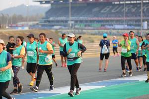 BIB: 829, 51789, 53246, 51071
                            <button type="button" onclick="openModal(10483722)" class="btn btn-primary btn-sm float-right btn-popup" data-toggle="modal" data-target=".modal-high-quality">
                        <i class="fas fa-shopping-cart"></i> Add to Cart
                    </button>
                                            <button type="button" onclick="isThisMe(10483722, true)" class="btn btn-success btn-sm float-right btn-popup btn-isme hidden" data-toggle="tooltip" data-placement="bottom" title="นี่คือรูปของคุณใช่ไหม คลิกที่นี่เพื่อเอาเข้าอัลบั้ม">
                        <i class="fas fa-plus"></i> Add to album
                    </button>
                    <button type="button" onclick="isThisMe(10483722, false)" class="btn btn-warning btn-sm float-right btn-popup btn-isnotme hidden">
                        <i class="fas fa-ban"></i> Remove from album
                    </button>