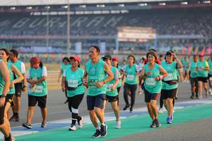 BIB: 37264, 1232, 50927, 025, 187, 1189
                            <button type="button" onclick="openModal(10481554)" class="btn btn-primary btn-sm float-right btn-popup" data-toggle="modal" data-target=".modal-high-quality">
                        <i class="fas fa-shopping-cart"></i> Add to Cart
                    </button>
                                            <button type="button" onclick="isThisMe(10481554, true)" class="btn btn-success btn-sm float-right btn-popup btn-isme hidden" data-toggle="tooltip" data-placement="bottom" title="นี่คือรูปของคุณใช่ไหม คลิกที่นี่เพื่อเอาเข้าอัลบั้ม">
                        <i class="fas fa-plus"></i> Add to album
                    </button>
                    <button type="button" onclick="isThisMe(10481554, false)" class="btn btn-warning btn-sm float-right btn-popup btn-isnotme hidden">
                        <i class="fas fa-ban"></i> Remove from album
                    </button>