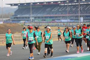 BIB: 2771, 1261, 52806, 52470, 70735
                            <button type="button" onclick="openModal(10484156)" class="btn btn-primary btn-sm float-right btn-popup" data-toggle="modal" data-target=".modal-high-quality">
                        <i class="fas fa-shopping-cart"></i> Add to Cart
                    </button>
                                            <button type="button" onclick="isThisMe(10484156, true)" class="btn btn-success btn-sm float-right btn-popup btn-isme hidden" data-toggle="tooltip" data-placement="bottom" title="นี่คือรูปของคุณใช่ไหม คลิกที่นี่เพื่อเอาเข้าอัลบั้ม">
                        <i class="fas fa-plus"></i> Add to album
                    </button>
                    <button type="button" onclick="isThisMe(10484156, false)" class="btn btn-warning btn-sm float-right btn-popup btn-isnotme hidden">
                        <i class="fas fa-ban"></i> Remove from album
                    </button>