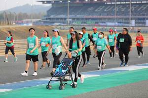 BIB: 3173, 9273, 5064
                            <button type="button" onclick="openModal(10484036)" class="btn btn-primary btn-sm float-right btn-popup" data-toggle="modal" data-target=".modal-high-quality">
                        <i class="fas fa-shopping-cart"></i> Add to Cart
                    </button>
                                            <button type="button" onclick="isThisMe(10484036, true)" class="btn btn-success btn-sm float-right btn-popup btn-isme hidden" data-toggle="tooltip" data-placement="bottom" title="นี่คือรูปของคุณใช่ไหม คลิกที่นี่เพื่อเอาเข้าอัลบั้ม">
                        <i class="fas fa-plus"></i> Add to album
                    </button>
                    <button type="button" onclick="isThisMe(10484036, false)" class="btn btn-warning btn-sm float-right btn-popup btn-isnotme hidden">
                        <i class="fas fa-ban"></i> Remove from album
                    </button>