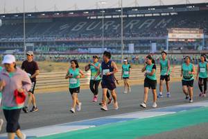 BIB: 364
                            <button type="button" onclick="openModal(10481098)" class="btn btn-primary btn-sm float-right btn-popup" data-toggle="modal" data-target=".modal-high-quality">
                        <i class="fas fa-shopping-cart"></i> Add to Cart
                    </button>
                                            <button type="button" onclick="isThisMe(10481098, true)" class="btn btn-success btn-sm float-right btn-popup btn-isme hidden" data-toggle="tooltip" data-placement="bottom" title="นี่คือรูปของคุณใช่ไหม คลิกที่นี่เพื่อเอาเข้าอัลบั้ม">
                        <i class="fas fa-plus"></i> Add to album
                    </button>
                    <button type="button" onclick="isThisMe(10481098, false)" class="btn btn-warning btn-sm float-right btn-popup btn-isnotme hidden">
                        <i class="fas fa-ban"></i> Remove from album
                    </button>