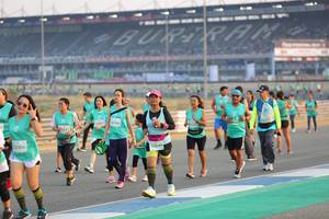 BIB: 12566, 50649, 52406
                            <button type="button" onclick="openModal(10484391)" class="btn btn-primary btn-sm float-right btn-popup" data-toggle="modal" data-target=".modal-high-quality">
                        <i class="fas fa-shopping-cart"></i> Add to Cart
                    </button>
                                            <button type="button" onclick="isThisMe(10484391, true)" class="btn btn-success btn-sm float-right btn-popup btn-isme hidden" data-toggle="tooltip" data-placement="bottom" title="นี่คือรูปของคุณใช่ไหม คลิกที่นี่เพื่อเอาเข้าอัลบั้ม">
                        <i class="fas fa-plus"></i> Add to album
                    </button>
                    <button type="button" onclick="isThisMe(10484391, false)" class="btn btn-warning btn-sm float-right btn-popup btn-isnotme hidden">
                        <i class="fas fa-ban"></i> Remove from album
                    </button>