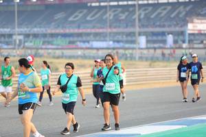 BIB: 52837, 3109
                            <button type="button" onclick="openModal(10484948)" class="btn btn-primary btn-sm float-right btn-popup" data-toggle="modal" data-target=".modal-high-quality">
                        <i class="fas fa-shopping-cart"></i> Add to Cart
                    </button>
                                            <button type="button" onclick="isThisMe(10484948, true)" class="btn btn-success btn-sm float-right btn-popup btn-isme hidden" data-toggle="tooltip" data-placement="bottom" title="นี่คือรูปของคุณใช่ไหม คลิกที่นี่เพื่อเอาเข้าอัลบั้ม">
                        <i class="fas fa-plus"></i> Add to album
                    </button>
                    <button type="button" onclick="isThisMe(10484948, false)" class="btn btn-warning btn-sm float-right btn-popup btn-isnotme hidden">
                        <i class="fas fa-ban"></i> Remove from album
                    </button>