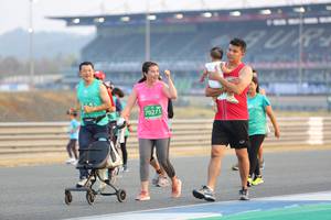 BIB: 70271
                            <button type="button" onclick="openModal(10485311)" class="btn btn-primary btn-sm float-right btn-popup" data-toggle="modal" data-target=".modal-high-quality">
                        <i class="fas fa-shopping-cart"></i> Add to Cart
                    </button>
                                            <button type="button" onclick="isThisMe(10485311, true)" class="btn btn-success btn-sm float-right btn-popup btn-isme hidden" data-toggle="tooltip" data-placement="bottom" title="นี่คือรูปของคุณใช่ไหม คลิกที่นี่เพื่อเอาเข้าอัลบั้ม">
                        <i class="fas fa-plus"></i> Add to album
                    </button>
                    <button type="button" onclick="isThisMe(10485311, false)" class="btn btn-warning btn-sm float-right btn-popup btn-isnotme hidden">
                        <i class="fas fa-ban"></i> Remove from album
                    </button>