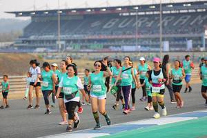 BIB: 52406, 50649, 3147
                            <button type="button" onclick="openModal(10484372)" class="btn btn-primary btn-sm float-right btn-popup" data-toggle="modal" data-target=".modal-high-quality">
                        <i class="fas fa-shopping-cart"></i> Add to Cart
                    </button>
                                            <button type="button" onclick="isThisMe(10484372, true)" class="btn btn-success btn-sm float-right btn-popup btn-isme hidden" data-toggle="tooltip" data-placement="bottom" title="นี่คือรูปของคุณใช่ไหม คลิกที่นี่เพื่อเอาเข้าอัลบั้ม">
                        <i class="fas fa-plus"></i> Add to album
                    </button>
                    <button type="button" onclick="isThisMe(10484372, false)" class="btn btn-warning btn-sm float-right btn-popup btn-isnotme hidden">
                        <i class="fas fa-ban"></i> Remove from album
                    </button>