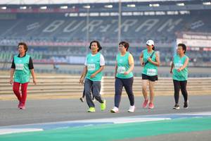 BIB: 5114, 52795, 3332, 2636, 0939
                            <button type="button" onclick="openModal(10485879)" class="btn btn-primary btn-sm float-right btn-popup" data-toggle="modal" data-target=".modal-high-quality">
                        <i class="fas fa-shopping-cart"></i> Add to Cart
                    </button>
                                            <button type="button" onclick="isThisMe(10485879, true)" class="btn btn-success btn-sm float-right btn-popup btn-isme hidden" data-toggle="tooltip" data-placement="bottom" title="นี่คือรูปของคุณใช่ไหม คลิกที่นี่เพื่อเอาเข้าอัลบั้ม">
                        <i class="fas fa-plus"></i> Add to album
                    </button>
                    <button type="button" onclick="isThisMe(10485879, false)" class="btn btn-warning btn-sm float-right btn-popup btn-isnotme hidden">
                        <i class="fas fa-ban"></i> Remove from album
                    </button>