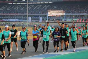 BIB: 3435, 1561
                            <button type="button" onclick="openModal(10482539)" class="btn btn-primary btn-sm float-right btn-popup" data-toggle="modal" data-target=".modal-high-quality">
                        <i class="fas fa-shopping-cart"></i> Add to Cart
                    </button>
                                            <button type="button" onclick="isThisMe(10482539, true)" class="btn btn-success btn-sm float-right btn-popup btn-isme hidden" data-toggle="tooltip" data-placement="bottom" title="นี่คือรูปของคุณใช่ไหม คลิกที่นี่เพื่อเอาเข้าอัลบั้ม">
                        <i class="fas fa-plus"></i> Add to album
                    </button>
                    <button type="button" onclick="isThisMe(10482539, false)" class="btn btn-warning btn-sm float-right btn-popup btn-isnotme hidden">
                        <i class="fas fa-ban"></i> Remove from album
                    </button>