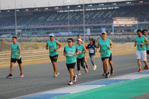 BIB: 52010, 50906
                            <button type="button" onclick="openModal(10480307)" class="btn btn-primary btn-sm float-right btn-popup" data-toggle="modal" data-target=".modal-high-quality">
                        <i class="fas fa-shopping-cart"></i> Add to Cart
                    </button>
                                            <button type="button" onclick="isThisMe(10480307, true)" class="btn btn-success btn-sm float-right btn-popup btn-isme hidden" data-toggle="tooltip" data-placement="bottom" title="นี่คือรูปของคุณใช่ไหม คลิกที่นี่เพื่อเอาเข้าอัลบั้ม">
                        <i class="fas fa-plus"></i> Add to album
                    </button>
                    <button type="button" onclick="isThisMe(10480307, false)" class="btn btn-warning btn-sm float-right btn-popup btn-isnotme hidden">
                        <i class="fas fa-ban"></i> Remove from album
                    </button>