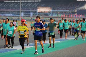 BIB: 1966, 52677, 2804, 0112
                            <button type="button" onclick="openModal(10482335)" class="btn btn-primary btn-sm float-right btn-popup" data-toggle="modal" data-target=".modal-high-quality">
                        <i class="fas fa-shopping-cart"></i> Add to Cart
                    </button>
                                            <button type="button" onclick="isThisMe(10482335, true)" class="btn btn-success btn-sm float-right btn-popup btn-isme hidden" data-toggle="tooltip" data-placement="bottom" title="นี่คือรูปของคุณใช่ไหม คลิกที่นี่เพื่อเอาเข้าอัลบั้ม">
                        <i class="fas fa-plus"></i> Add to album
                    </button>
                    <button type="button" onclick="isThisMe(10482335, false)" class="btn btn-warning btn-sm float-right btn-popup btn-isnotme hidden">
                        <i class="fas fa-ban"></i> Remove from album
                    </button>