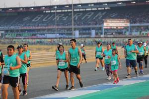 BIB: 2504, 50073, 50516, 221
                            <button type="button" onclick="openModal(10482154)" class="btn btn-primary btn-sm float-right btn-popup" data-toggle="modal" data-target=".modal-high-quality">
                        <i class="fas fa-shopping-cart"></i> Add to Cart
                    </button>
                                            <button type="button" onclick="isThisMe(10482154, true)" class="btn btn-success btn-sm float-right btn-popup btn-isme hidden" data-toggle="tooltip" data-placement="bottom" title="นี่คือรูปของคุณใช่ไหม คลิกที่นี่เพื่อเอาเข้าอัลบั้ม">
                        <i class="fas fa-plus"></i> Add to album
                    </button>
                    <button type="button" onclick="isThisMe(10482154, false)" class="btn btn-warning btn-sm float-right btn-popup btn-isnotme hidden">
                        <i class="fas fa-ban"></i> Remove from album
                    </button>