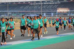 BIB: 31740, 52968, 0627
                            <button type="button" onclick="openModal(10481601)" class="btn btn-primary btn-sm float-right btn-popup" data-toggle="modal" data-target=".modal-high-quality">
                        <i class="fas fa-shopping-cart"></i> Add to Cart
                    </button>
                                            <button type="button" onclick="isThisMe(10481601, true)" class="btn btn-success btn-sm float-right btn-popup btn-isme hidden" data-toggle="tooltip" data-placement="bottom" title="นี่คือรูปของคุณใช่ไหม คลิกที่นี่เพื่อเอาเข้าอัลบั้ม">
                        <i class="fas fa-plus"></i> Add to album
                    </button>
                    <button type="button" onclick="isThisMe(10481601, false)" class="btn btn-warning btn-sm float-right btn-popup btn-isnotme hidden">
                        <i class="fas fa-ban"></i> Remove from album
                    </button>