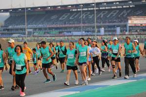 BIB: 5256, 52957, 53061, 192
                            <button type="button" onclick="openModal(10481746)" class="btn btn-primary btn-sm float-right btn-popup" data-toggle="modal" data-target=".modal-high-quality">
                        <i class="fas fa-shopping-cart"></i> Add to Cart
                    </button>
                                            <button type="button" onclick="isThisMe(10481746, true)" class="btn btn-success btn-sm float-right btn-popup btn-isme hidden" data-toggle="tooltip" data-placement="bottom" title="นี่คือรูปของคุณใช่ไหม คลิกที่นี่เพื่อเอาเข้าอัลบั้ม">
                        <i class="fas fa-plus"></i> Add to album
                    </button>
                    <button type="button" onclick="isThisMe(10481746, false)" class="btn btn-warning btn-sm float-right btn-popup btn-isnotme hidden">
                        <i class="fas fa-ban"></i> Remove from album
                    </button>