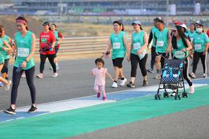 BIB: 3173, 52731, 50641
                            <button type="button" onclick="openModal(10484035)" class="btn btn-primary btn-sm float-right btn-popup" data-toggle="modal" data-target=".modal-high-quality">
                        <i class="fas fa-shopping-cart"></i> Add to Cart
                    </button>
                                            <button type="button" onclick="isThisMe(10484035, true)" class="btn btn-success btn-sm float-right btn-popup btn-isme hidden" data-toggle="tooltip" data-placement="bottom" title="นี่คือรูปของคุณใช่ไหม คลิกที่นี่เพื่อเอาเข้าอัลบั้ม">
                        <i class="fas fa-plus"></i> Add to album
                    </button>
                    <button type="button" onclick="isThisMe(10484035, false)" class="btn btn-warning btn-sm float-right btn-popup btn-isnotme hidden">
                        <i class="fas fa-ban"></i> Remove from album
                    </button>