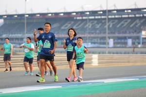 BIB: 53399, 53394, 53393
                            <button type="button" onclick="openModal(10485961)" class="btn btn-primary btn-sm float-right btn-popup" data-toggle="modal" data-target=".modal-high-quality">
                        <i class="fas fa-shopping-cart"></i> Add to Cart
                    </button>
                                            <button type="button" onclick="isThisMe(10485961, true)" class="btn btn-success btn-sm float-right btn-popup btn-isme hidden" data-toggle="tooltip" data-placement="bottom" title="นี่คือรูปของคุณใช่ไหม คลิกที่นี่เพื่อเอาเข้าอัลบั้ม">
                        <i class="fas fa-plus"></i> Add to album
                    </button>
                    <button type="button" onclick="isThisMe(10485961, false)" class="btn btn-warning btn-sm float-right btn-popup btn-isnotme hidden">
                        <i class="fas fa-ban"></i> Remove from album
                    </button>