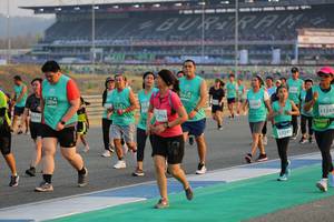 BIB: 52094, 0470, 52681, 294, 51247, 52249
                            <button type="button" onclick="openModal(10482641)" class="btn btn-primary btn-sm float-right btn-popup" data-toggle="modal" data-target=".modal-high-quality">
                        <i class="fas fa-shopping-cart"></i> Add to Cart
                    </button>
                                            <button type="button" onclick="isThisMe(10482641, true)" class="btn btn-success btn-sm float-right btn-popup btn-isme hidden" data-toggle="tooltip" data-placement="bottom" title="นี่คือรูปของคุณใช่ไหม คลิกที่นี่เพื่อเอาเข้าอัลบั้ม">
                        <i class="fas fa-plus"></i> Add to album
                    </button>
                    <button type="button" onclick="isThisMe(10482641, false)" class="btn btn-warning btn-sm float-right btn-popup btn-isnotme hidden">
                        <i class="fas fa-ban"></i> Remove from album
                    </button>