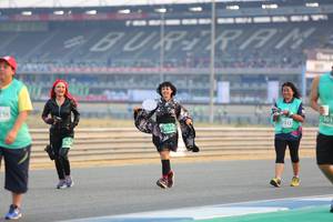 BIB: 1312, 702
                            <button type="button" onclick="openModal(10485660)" class="btn btn-primary btn-sm float-right btn-popup" data-toggle="modal" data-target=".modal-high-quality">
                        <i class="fas fa-shopping-cart"></i> Add to Cart
                    </button>
                                            <button type="button" onclick="isThisMe(10485660, true)" class="btn btn-success btn-sm float-right btn-popup btn-isme hidden" data-toggle="tooltip" data-placement="bottom" title="นี่คือรูปของคุณใช่ไหม คลิกที่นี่เพื่อเอาเข้าอัลบั้ม">
                        <i class="fas fa-plus"></i> Add to album
                    </button>
                    <button type="button" onclick="isThisMe(10485660, false)" class="btn btn-warning btn-sm float-right btn-popup btn-isnotme hidden">
                        <i class="fas fa-ban"></i> Remove from album
                    </button>