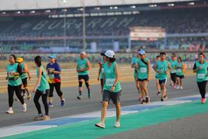 BIB: 52639
                            <button type="button" onclick="openModal(10481045)" class="btn btn-primary btn-sm float-right btn-popup" data-toggle="modal" data-target=".modal-high-quality">
                        <i class="fas fa-shopping-cart"></i> Add to Cart
                    </button>
                                            <button type="button" onclick="isThisMe(10481045, true)" class="btn btn-success btn-sm float-right btn-popup btn-isme hidden" data-toggle="tooltip" data-placement="bottom" title="นี่คือรูปของคุณใช่ไหม คลิกที่นี่เพื่อเอาเข้าอัลบั้ม">
                        <i class="fas fa-plus"></i> Add to album
                    </button>
                    <button type="button" onclick="isThisMe(10481045, false)" class="btn btn-warning btn-sm float-right btn-popup btn-isnotme hidden">
                        <i class="fas fa-ban"></i> Remove from album
                    </button>