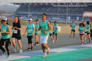 BIB: 83347, 2768
                            <button type="button" onclick="openModal(10480658)" class="btn btn-primary btn-sm float-right btn-popup" data-toggle="modal" data-target=".modal-high-quality">
                        <i class="fas fa-shopping-cart"></i> Add to Cart
                    </button>
                                            <button type="button" onclick="isThisMe(10480658, true)" class="btn btn-success btn-sm float-right btn-popup btn-isme hidden" data-toggle="tooltip" data-placement="bottom" title="นี่คือรูปของคุณใช่ไหม คลิกที่นี่เพื่อเอาเข้าอัลบั้ม">
                        <i class="fas fa-plus"></i> Add to album
                    </button>
                    <button type="button" onclick="isThisMe(10480658, false)" class="btn btn-warning btn-sm float-right btn-popup btn-isnotme hidden">
                        <i class="fas fa-ban"></i> Remove from album
                    </button>