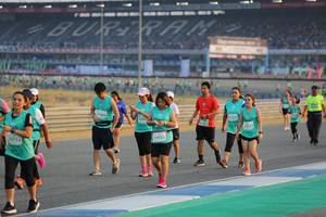 BIB: 1257, 012, 53053, 00714
                            <button type="button" onclick="openModal(10482606)" class="btn btn-primary btn-sm float-right btn-popup" data-toggle="modal" data-target=".modal-high-quality">
                        <i class="fas fa-shopping-cart"></i> Add to Cart
                    </button>
                                            <button type="button" onclick="isThisMe(10482606, true)" class="btn btn-success btn-sm float-right btn-popup btn-isme hidden" data-toggle="tooltip" data-placement="bottom" title="นี่คือรูปของคุณใช่ไหม คลิกที่นี่เพื่อเอาเข้าอัลบั้ม">
                        <i class="fas fa-plus"></i> Add to album
                    </button>
                    <button type="button" onclick="isThisMe(10482606, false)" class="btn btn-warning btn-sm float-right btn-popup btn-isnotme hidden">
                        <i class="fas fa-ban"></i> Remove from album
                    </button>