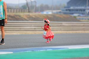 BIB: 2632
                            <button type="button" onclick="openModal(10486296)" class="btn btn-primary btn-sm float-right btn-popup" data-toggle="modal" data-target=".modal-high-quality">
                        <i class="fas fa-shopping-cart"></i> Add to Cart
                    </button>
                                            <button type="button" onclick="isThisMe(10486296, true)" class="btn btn-success btn-sm float-right btn-popup btn-isme hidden" data-toggle="tooltip" data-placement="bottom" title="นี่คือรูปของคุณใช่ไหม คลิกที่นี่เพื่อเอาเข้าอัลบั้ม">
                        <i class="fas fa-plus"></i> Add to album
                    </button>
                    <button type="button" onclick="isThisMe(10486296, false)" class="btn btn-warning btn-sm float-right btn-popup btn-isnotme hidden">
                        <i class="fas fa-ban"></i> Remove from album
                    </button>