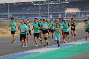 BIB: 452545, 53140, 3361, 035, 50011
                            <button type="button" onclick="openModal(10480625)" class="btn btn-primary btn-sm float-right btn-popup" data-toggle="modal" data-target=".modal-high-quality">
                        <i class="fas fa-shopping-cart"></i> Add to Cart
                    </button>
                                            <button type="button" onclick="isThisMe(10480625, true)" class="btn btn-success btn-sm float-right btn-popup btn-isme hidden" data-toggle="tooltip" data-placement="bottom" title="นี่คือรูปของคุณใช่ไหม คลิกที่นี่เพื่อเอาเข้าอัลบั้ม">
                        <i class="fas fa-plus"></i> Add to album
                    </button>
                    <button type="button" onclick="isThisMe(10480625, false)" class="btn btn-warning btn-sm float-right btn-popup btn-isnotme hidden">
                        <i class="fas fa-ban"></i> Remove from album
                    </button>