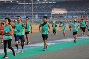 BIB: 530, 51880, 51580
                            <button type="button" onclick="openModal(10481313)" class="btn btn-primary btn-sm float-right btn-popup" data-toggle="modal" data-target=".modal-high-quality">
                        <i class="fas fa-shopping-cart"></i> Add to Cart
                    </button>
                                            <button type="button" onclick="isThisMe(10481313, true)" class="btn btn-success btn-sm float-right btn-popup btn-isme hidden" data-toggle="tooltip" data-placement="bottom" title="นี่คือรูปของคุณใช่ไหม คลิกที่นี่เพื่อเอาเข้าอัลบั้ม">
                        <i class="fas fa-plus"></i> Add to album
                    </button>
                    <button type="button" onclick="isThisMe(10481313, false)" class="btn btn-warning btn-sm float-right btn-popup btn-isnotme hidden">
                        <i class="fas fa-ban"></i> Remove from album
                    </button>