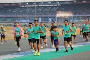 BIB: 035, 500, 50593, 50150, 
                            <button type="button" onclick="openModal(10481489)" class="btn btn-primary btn-sm float-right btn-popup" data-toggle="modal" data-target=".modal-high-quality">
                        <i class="fas fa-shopping-cart"></i> Add to Cart
                    </button>
                                            <button type="button" onclick="isThisMe(10481489, true)" class="btn btn-success btn-sm float-right btn-popup btn-isme hidden" data-toggle="tooltip" data-placement="bottom" title="นี่คือรูปของคุณใช่ไหม คลิกที่นี่เพื่อเอาเข้าอัลบั้ม">
                        <i class="fas fa-plus"></i> Add to album
                    </button>
                    <button type="button" onclick="isThisMe(10481489, false)" class="btn btn-warning btn-sm float-right btn-popup btn-isnotme hidden">
                        <i class="fas fa-ban"></i> Remove from album
                    </button>