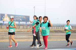 BIB: 53332, 50939
                            <button type="button" onclick="openModal(10485917)" class="btn btn-primary btn-sm float-right btn-popup" data-toggle="modal" data-target=".modal-high-quality">
                        <i class="fas fa-shopping-cart"></i> Add to Cart
                    </button>
                                            <button type="button" onclick="isThisMe(10485917, true)" class="btn btn-success btn-sm float-right btn-popup btn-isme hidden" data-toggle="tooltip" data-placement="bottom" title="นี่คือรูปของคุณใช่ไหม คลิกที่นี่เพื่อเอาเข้าอัลบั้ม">
                        <i class="fas fa-plus"></i> Add to album
                    </button>
                    <button type="button" onclick="isThisMe(10485917, false)" class="btn btn-warning btn-sm float-right btn-popup btn-isnotme hidden">
                        <i class="fas fa-ban"></i> Remove from album
                    </button>