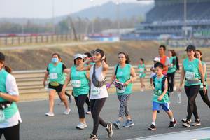 BIB: 52935, 51180, 663
                            <button type="button" onclick="openModal(10484275)" class="btn btn-primary btn-sm float-right btn-popup" data-toggle="modal" data-target=".modal-high-quality">
                        <i class="fas fa-shopping-cart"></i> Add to Cart
                    </button>
                                            <button type="button" onclick="isThisMe(10484275, true)" class="btn btn-success btn-sm float-right btn-popup btn-isme hidden" data-toggle="tooltip" data-placement="bottom" title="นี่คือรูปของคุณใช่ไหม คลิกที่นี่เพื่อเอาเข้าอัลบั้ม">
                        <i class="fas fa-plus"></i> Add to album
                    </button>
                    <button type="button" onclick="isThisMe(10484275, false)" class="btn btn-warning btn-sm float-right btn-popup btn-isnotme hidden">
                        <i class="fas fa-ban"></i> Remove from album
                    </button>