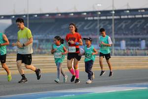 BIB: 52403, 1505, 2230
                            <button type="button" onclick="openModal(10479725)" class="btn btn-primary btn-sm float-right btn-popup" data-toggle="modal" data-target=".modal-high-quality">
                        <i class="fas fa-shopping-cart"></i> Add to Cart
                    </button>
                                            <button type="button" onclick="isThisMe(10479725, true)" class="btn btn-success btn-sm float-right btn-popup btn-isme hidden" data-toggle="tooltip" data-placement="bottom" title="นี่คือรูปของคุณใช่ไหม คลิกที่นี่เพื่อเอาเข้าอัลบั้ม">
                        <i class="fas fa-plus"></i> Add to album
                    </button>
                    <button type="button" onclick="isThisMe(10479725, false)" class="btn btn-warning btn-sm float-right btn-popup btn-isnotme hidden">
                        <i class="fas fa-ban"></i> Remove from album
                    </button>