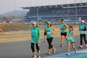 BIB: 625, 0372, 32617
                            <button type="button" onclick="openModal(10479925)" class="btn btn-primary btn-sm float-right btn-popup" data-toggle="modal" data-target=".modal-high-quality">
                        <i class="fas fa-shopping-cart"></i> Add to Cart
                    </button>
                                            <button type="button" onclick="isThisMe(10479925, true)" class="btn btn-success btn-sm float-right btn-popup btn-isme hidden" data-toggle="tooltip" data-placement="bottom" title="นี่คือรูปของคุณใช่ไหม คลิกที่นี่เพื่อเอาเข้าอัลบั้ม">
                        <i class="fas fa-plus"></i> Add to album
                    </button>
                    <button type="button" onclick="isThisMe(10479925, false)" class="btn btn-warning btn-sm float-right btn-popup btn-isnotme hidden">
                        <i class="fas fa-ban"></i> Remove from album
                    </button>