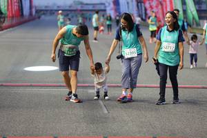 BIB: 2717, 51601, 52395
                            <button type="button" onclick="openModal(10487782)" class="btn btn-primary btn-sm float-right btn-popup" data-toggle="modal" data-target=".modal-high-quality">
                        <i class="fas fa-shopping-cart"></i> Add to Cart
                    </button>
                                            <button type="button" onclick="isThisMe(10487782, true)" class="btn btn-success btn-sm float-right btn-popup btn-isme hidden" data-toggle="tooltip" data-placement="bottom" title="นี่คือรูปของคุณใช่ไหม คลิกที่นี่เพื่อเอาเข้าอัลบั้ม">
                        <i class="fas fa-plus"></i> Add to album
                    </button>
                    <button type="button" onclick="isThisMe(10487782, false)" class="btn btn-warning btn-sm float-right btn-popup btn-isnotme hidden">
                        <i class="fas fa-ban"></i> Remove from album
                    </button>