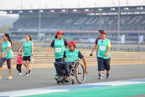 BIB: 53336, 53334, 52083
                            <button type="button" onclick="openModal(10485645)" class="btn btn-primary btn-sm float-right btn-popup" data-toggle="modal" data-target=".modal-high-quality">
                        <i class="fas fa-shopping-cart"></i> Add to Cart
                    </button>
                                            <button type="button" onclick="isThisMe(10485645, true)" class="btn btn-success btn-sm float-right btn-popup btn-isme hidden" data-toggle="tooltip" data-placement="bottom" title="นี่คือรูปของคุณใช่ไหม คลิกที่นี่เพื่อเอาเข้าอัลบั้ม">
                        <i class="fas fa-plus"></i> Add to album
                    </button>
                    <button type="button" onclick="isThisMe(10485645, false)" class="btn btn-warning btn-sm float-right btn-popup btn-isnotme hidden">
                        <i class="fas fa-ban"></i> Remove from album
                    </button>