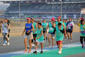 BIB: 52542, 515, 51958
                            <button type="button" onclick="openModal(10481685)" class="btn btn-primary btn-sm float-right btn-popup" data-toggle="modal" data-target=".modal-high-quality">
                        <i class="fas fa-shopping-cart"></i> Add to Cart
                    </button>
                                            <button type="button" onclick="isThisMe(10481685, true)" class="btn btn-success btn-sm float-right btn-popup btn-isme hidden" data-toggle="tooltip" data-placement="bottom" title="นี่คือรูปของคุณใช่ไหม คลิกที่นี่เพื่อเอาเข้าอัลบั้ม">
                        <i class="fas fa-plus"></i> Add to album
                    </button>
                    <button type="button" onclick="isThisMe(10481685, false)" class="btn btn-warning btn-sm float-right btn-popup btn-isnotme hidden">
                        <i class="fas fa-ban"></i> Remove from album
                    </button>