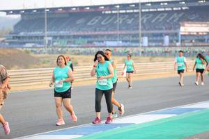 BIB: 53136
                            <button type="button" onclick="openModal(10482943)" class="btn btn-primary btn-sm float-right btn-popup" data-toggle="modal" data-target=".modal-high-quality">
                        <i class="fas fa-shopping-cart"></i> Add to Cart
                    </button>
                                            <button type="button" onclick="isThisMe(10482943, true)" class="btn btn-success btn-sm float-right btn-popup btn-isme hidden" data-toggle="tooltip" data-placement="bottom" title="นี่คือรูปของคุณใช่ไหม คลิกที่นี่เพื่อเอาเข้าอัลบั้ม">
                        <i class="fas fa-plus"></i> Add to album
                    </button>
                    <button type="button" onclick="isThisMe(10482943, false)" class="btn btn-warning btn-sm float-right btn-popup btn-isnotme hidden">
                        <i class="fas fa-ban"></i> Remove from album
                    </button>