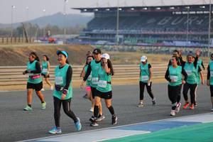 BIB: 100, 510, 1224
                            <button type="button" onclick="openModal(10482844)" class="btn btn-primary btn-sm float-right btn-popup" data-toggle="modal" data-target=".modal-high-quality">
                        <i class="fas fa-shopping-cart"></i> Add to Cart
                    </button>
                                            <button type="button" onclick="isThisMe(10482844, true)" class="btn btn-success btn-sm float-right btn-popup btn-isme hidden" data-toggle="tooltip" data-placement="bottom" title="นี่คือรูปของคุณใช่ไหม คลิกที่นี่เพื่อเอาเข้าอัลบั้ม">
                        <i class="fas fa-plus"></i> Add to album
                    </button>
                    <button type="button" onclick="isThisMe(10482844, false)" class="btn btn-warning btn-sm float-right btn-popup btn-isnotme hidden">
                        <i class="fas fa-ban"></i> Remove from album
                    </button>