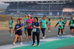 BIB: 51501, 50772
                            <button type="button" onclick="openModal(10482804)" class="btn btn-primary btn-sm float-right btn-popup" data-toggle="modal" data-target=".modal-high-quality">
                        <i class="fas fa-shopping-cart"></i> Add to Cart
                    </button>
                                            <button type="button" onclick="isThisMe(10482804, true)" class="btn btn-success btn-sm float-right btn-popup btn-isme hidden" data-toggle="tooltip" data-placement="bottom" title="นี่คือรูปของคุณใช่ไหม คลิกที่นี่เพื่อเอาเข้าอัลบั้ม">
                        <i class="fas fa-plus"></i> Add to album
                    </button>
                    <button type="button" onclick="isThisMe(10482804, false)" class="btn btn-warning btn-sm float-right btn-popup btn-isnotme hidden">
                        <i class="fas fa-ban"></i> Remove from album
                    </button>