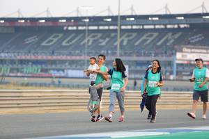 BIB: 50255, 527, 2395, 1601
                            <button type="button" onclick="openModal(10485972)" class="btn btn-primary btn-sm float-right btn-popup" data-toggle="modal" data-target=".modal-high-quality">
                        <i class="fas fa-shopping-cart"></i> Add to Cart
                    </button>
                                            <button type="button" onclick="isThisMe(10485972, true)" class="btn btn-success btn-sm float-right btn-popup btn-isme hidden" data-toggle="tooltip" data-placement="bottom" title="นี่คือรูปของคุณใช่ไหม คลิกที่นี่เพื่อเอาเข้าอัลบั้ม">
                        <i class="fas fa-plus"></i> Add to album
                    </button>
                    <button type="button" onclick="isThisMe(10485972, false)" class="btn btn-warning btn-sm float-right btn-popup btn-isnotme hidden">
                        <i class="fas fa-ban"></i> Remove from album
                    </button>