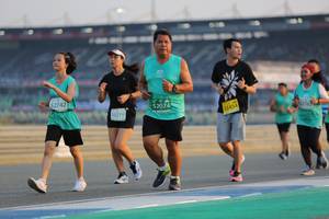 BIB: 52742, 52074, 53219, 3454
                            <button type="button" onclick="openModal(10479545)" class="btn btn-primary btn-sm float-right btn-popup" data-toggle="modal" data-target=".modal-high-quality">
                        <i class="fas fa-shopping-cart"></i> Add to Cart
                    </button>
                                            <button type="button" onclick="isThisMe(10479545, true)" class="btn btn-success btn-sm float-right btn-popup btn-isme hidden" data-toggle="tooltip" data-placement="bottom" title="นี่คือรูปของคุณใช่ไหม คลิกที่นี่เพื่อเอาเข้าอัลบั้ม">
                        <i class="fas fa-plus"></i> Add to album
                    </button>
                    <button type="button" onclick="isThisMe(10479545, false)" class="btn btn-warning btn-sm float-right btn-popup btn-isnotme hidden">
                        <i class="fas fa-ban"></i> Remove from album
                    </button>