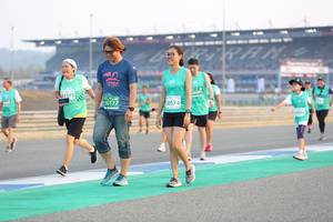 BIB: 83373, 50177, 50574
                            <button type="button" onclick="openModal(10485464)" class="btn btn-primary btn-sm float-right btn-popup" data-toggle="modal" data-target=".modal-high-quality">
                        <i class="fas fa-shopping-cart"></i> Add to Cart
                    </button>
                                            <button type="button" onclick="isThisMe(10485464, true)" class="btn btn-success btn-sm float-right btn-popup btn-isme hidden" data-toggle="tooltip" data-placement="bottom" title="นี่คือรูปของคุณใช่ไหม คลิกที่นี่เพื่อเอาเข้าอัลบั้ม">
                        <i class="fas fa-plus"></i> Add to album
                    </button>
                    <button type="button" onclick="isThisMe(10485464, false)" class="btn btn-warning btn-sm float-right btn-popup btn-isnotme hidden">
                        <i class="fas fa-ban"></i> Remove from album
                    </button>