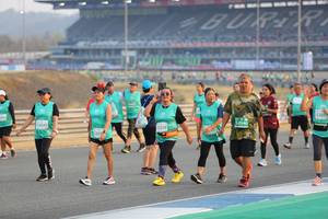 BIB: 5269, 53045, 52040, 53258, 268
                            <button type="button" onclick="openModal(10483812)" class="btn btn-primary btn-sm float-right btn-popup" data-toggle="modal" data-target=".modal-high-quality">
                        <i class="fas fa-shopping-cart"></i> Add to Cart
                    </button>
                                            <button type="button" onclick="isThisMe(10483812, true)" class="btn btn-success btn-sm float-right btn-popup btn-isme hidden" data-toggle="tooltip" data-placement="bottom" title="นี่คือรูปของคุณใช่ไหม คลิกที่นี่เพื่อเอาเข้าอัลบั้ม">
                        <i class="fas fa-plus"></i> Add to album
                    </button>
                    <button type="button" onclick="isThisMe(10483812, false)" class="btn btn-warning btn-sm float-right btn-popup btn-isnotme hidden">
                        <i class="fas fa-ban"></i> Remove from album
                    </button>