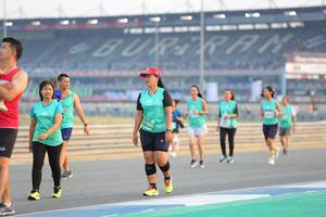 BIB: 1900
                            <button type="button" onclick="openModal(10485308)" class="btn btn-primary btn-sm float-right btn-popup" data-toggle="modal" data-target=".modal-high-quality">
                        <i class="fas fa-shopping-cart"></i> Add to Cart
                    </button>
                                            <button type="button" onclick="isThisMe(10485308, true)" class="btn btn-success btn-sm float-right btn-popup btn-isme hidden" data-toggle="tooltip" data-placement="bottom" title="นี่คือรูปของคุณใช่ไหม คลิกที่นี่เพื่อเอาเข้าอัลบั้ม">
                        <i class="fas fa-plus"></i> Add to album
                    </button>
                    <button type="button" onclick="isThisMe(10485308, false)" class="btn btn-warning btn-sm float-right btn-popup btn-isnotme hidden">
                        <i class="fas fa-ban"></i> Remove from album
                    </button>