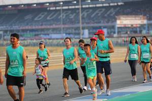 BIB: 50385, 51671, 32905, 5079, 51576, 2079
                            <button type="button" onclick="openModal(10480090)" class="btn btn-primary btn-sm float-right btn-popup" data-toggle="modal" data-target=".modal-high-quality">
                        <i class="fas fa-shopping-cart"></i> Add to Cart
                    </button>
                                            <button type="button" onclick="isThisMe(10480090, true)" class="btn btn-success btn-sm float-right btn-popup btn-isme hidden" data-toggle="tooltip" data-placement="bottom" title="นี่คือรูปของคุณใช่ไหม คลิกที่นี่เพื่อเอาเข้าอัลบั้ม">
                        <i class="fas fa-plus"></i> Add to album
                    </button>
                    <button type="button" onclick="isThisMe(10480090, false)" class="btn btn-warning btn-sm float-right btn-popup btn-isnotme hidden">
                        <i class="fas fa-ban"></i> Remove from album
                    </button>