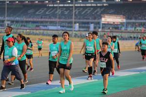 BIB: 501, 0613, 1185, 51729, 50949, 0679
                            <button type="button" onclick="openModal(10482424)" class="btn btn-primary btn-sm float-right btn-popup" data-toggle="modal" data-target=".modal-high-quality">
                        <i class="fas fa-shopping-cart"></i> Add to Cart
                    </button>
                                            <button type="button" onclick="isThisMe(10482424, true)" class="btn btn-success btn-sm float-right btn-popup btn-isme hidden" data-toggle="tooltip" data-placement="bottom" title="นี่คือรูปของคุณใช่ไหม คลิกที่นี่เพื่อเอาเข้าอัลบั้ม">
                        <i class="fas fa-plus"></i> Add to album
                    </button>
                    <button type="button" onclick="isThisMe(10482424, false)" class="btn btn-warning btn-sm float-right btn-popup btn-isnotme hidden">
                        <i class="fas fa-ban"></i> Remove from album
                    </button>