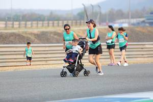 BIB: 
                            <button type="button" onclick="openModal(10485142)" class="btn btn-primary btn-sm float-right btn-popup" data-toggle="modal" data-target=".modal-high-quality">
                        <i class="fas fa-shopping-cart"></i> Add to Cart
                    </button>
                                            <button type="button" onclick="isThisMe(10485142, true)" class="btn btn-success btn-sm float-right btn-popup btn-isme hidden" data-toggle="tooltip" data-placement="bottom" title="นี่คือรูปของคุณใช่ไหม คลิกที่นี่เพื่อเอาเข้าอัลบั้ม">
                        <i class="fas fa-plus"></i> Add to album
                    </button>
                    <button type="button" onclick="isThisMe(10485142, false)" class="btn btn-warning btn-sm float-right btn-popup btn-isnotme hidden">
                        <i class="fas fa-ban"></i> Remove from album
                    </button>